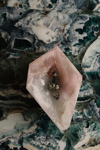 Ritual Bowl Rose Quartz (medium 8 inches)